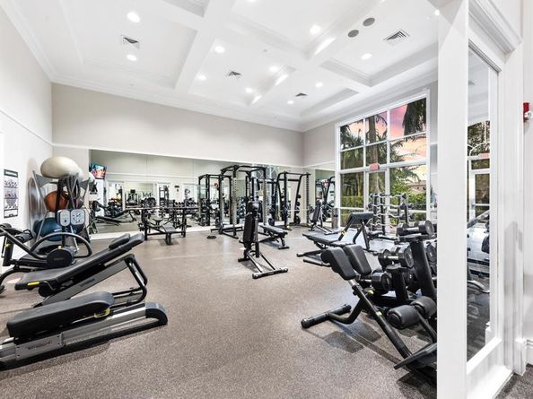 366 Sweet Bay Ave, Plantation FL 33324