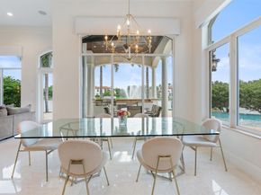366 Sweet Bay Ave, Plantation FL 33324