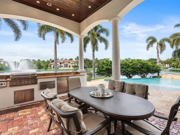 366 Sweet Bay Ave, Plantation FL 33324