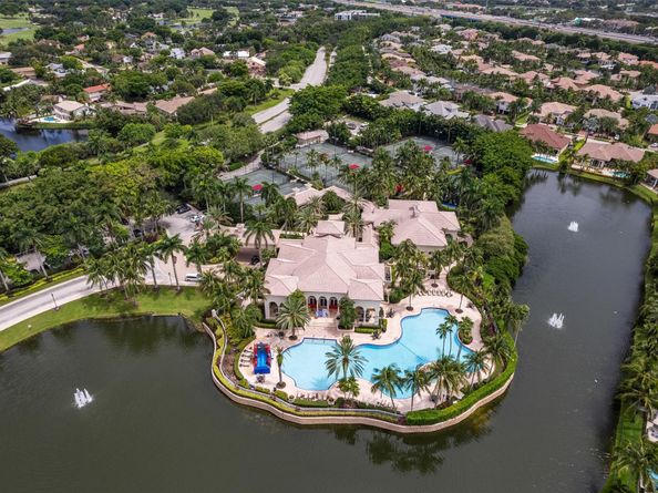366 Sweet Bay Ave, Plantation FL 33324