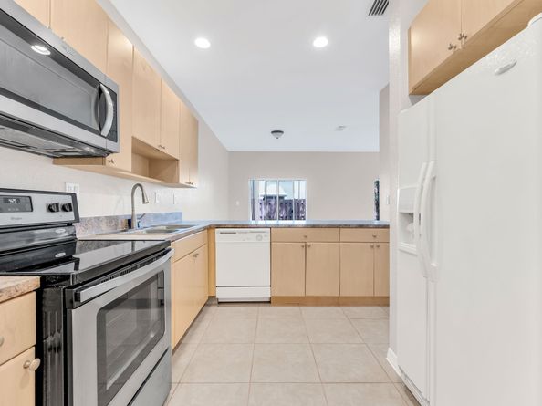 14075 SW 50th Ln 14075, Miramar FL 33027