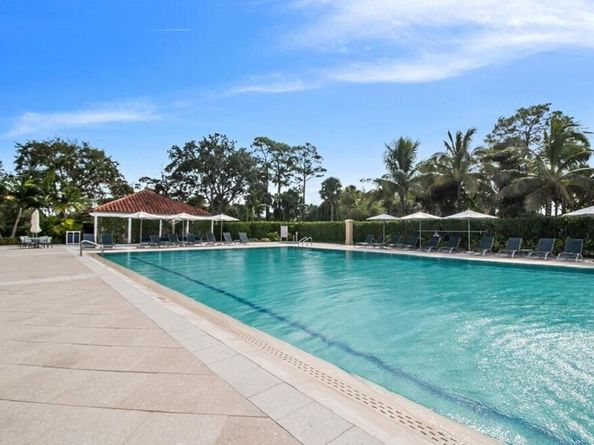 9302 Heathridge Drive, West Palm Beach FL 33411