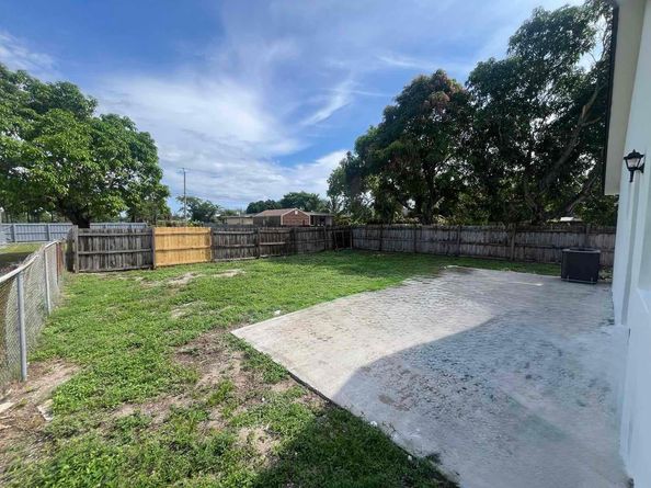 1354 Ac Evans Street, Riviera Beach FL 33404