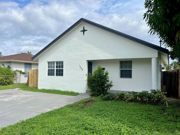 1354 Ac Evans Street, Riviera Beach FL 33404