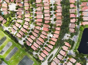 12770 SW 53rd St, Miramar FL 33027