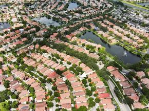 12770 SW 53rd St, Miramar FL 33027