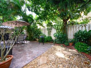 4156 Meade Way, West Palm Beach FL 33409