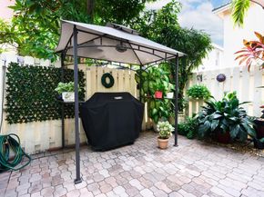 4156 Meade Way, West Palm Beach FL 33409