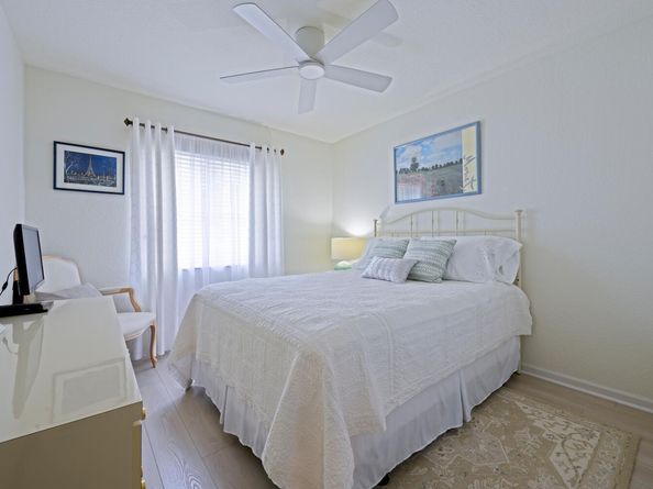 4156 Meade Way, West Palm Beach FL 33409