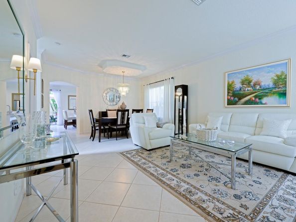 4156 Meade Way, West Palm Beach FL 33409