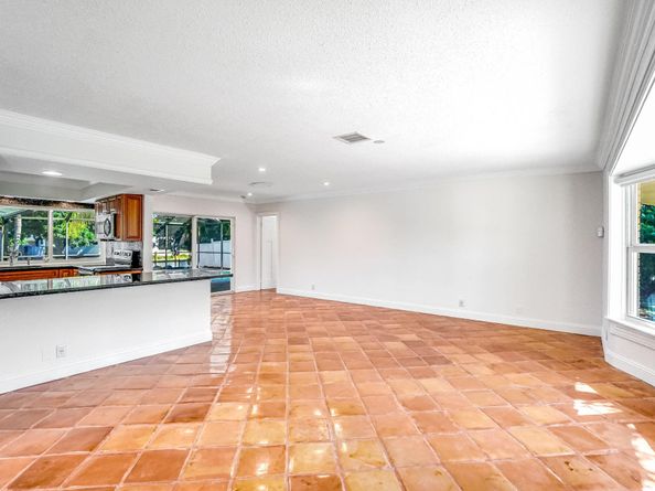 5550 NE 26th Ave, Fort Lauderdale FL 33308