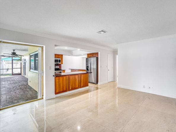 5550 NE 26th Ave, Fort Lauderdale FL 33308
