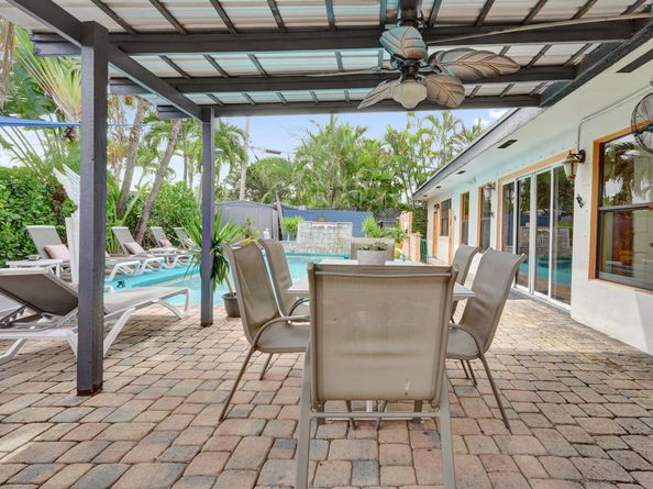 4460 NE 17th Terrace, Oakland Park FL 33334
