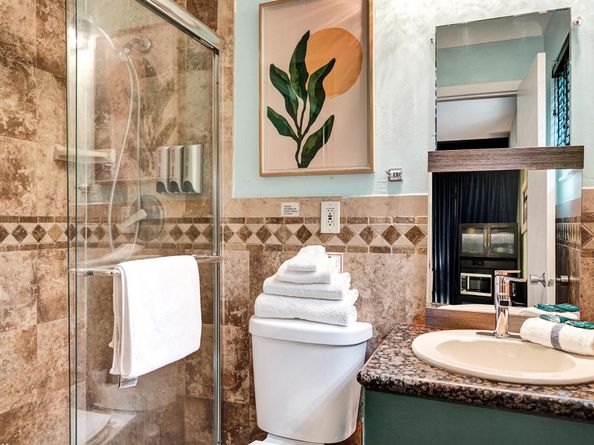 4460 NE 17th Terrace, Oakland Park FL 33334