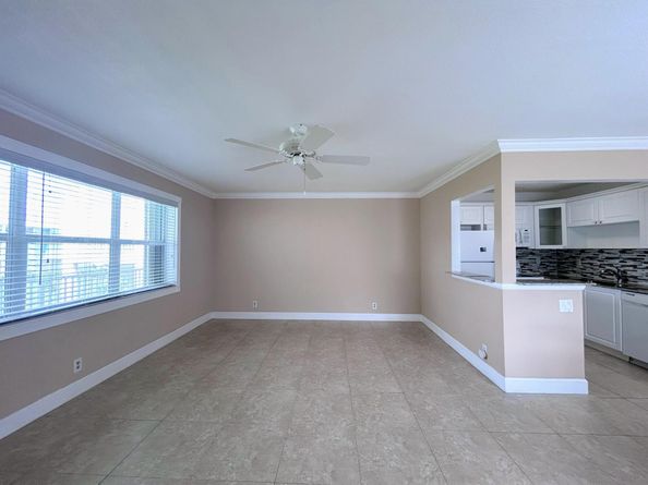 530 Horizons W 205, Boynton Beach FL 33435