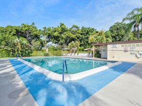8780 Holly Ct 104, Tamarac FL 33321