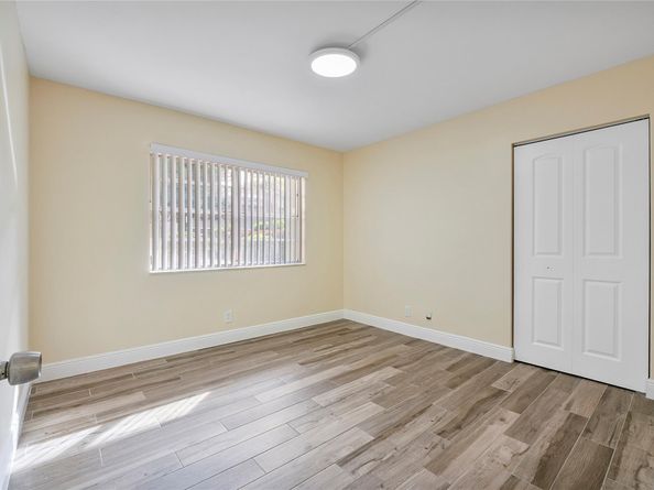 8780 Holly Ct 104, Tamarac FL 33321