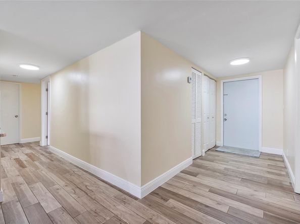 8780 Holly Ct 104, Tamarac FL 33321
