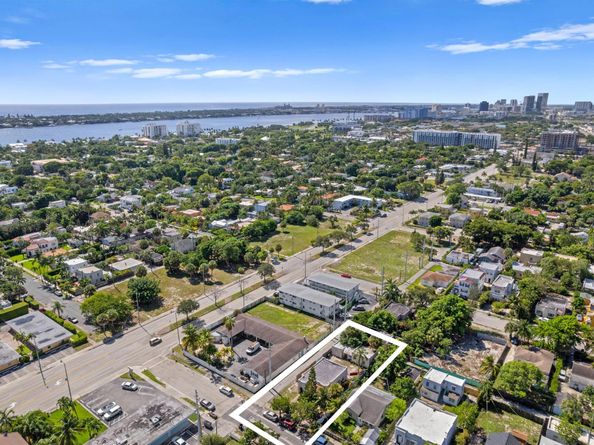 610 32nd Street, West Palm Beach FL 33407