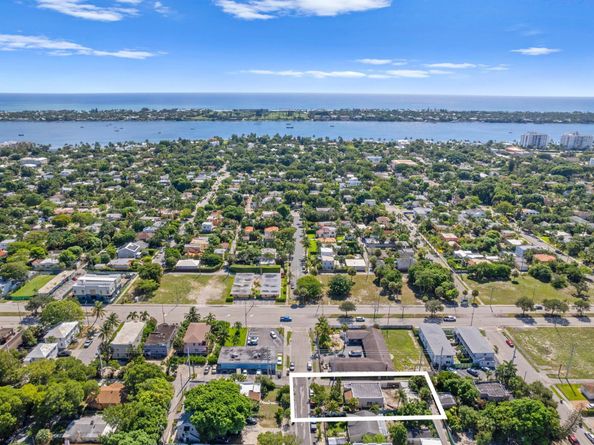 610 32nd Street, West Palm Beach FL 33407