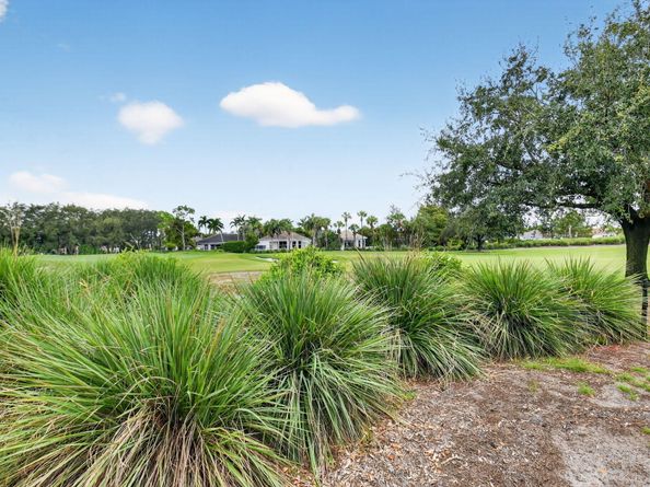 16185 Villa Vizcaya Place, Delray Beach FL 33446