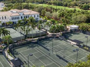 16185 Villa Vizcaya Place, Delray Beach FL 33446
