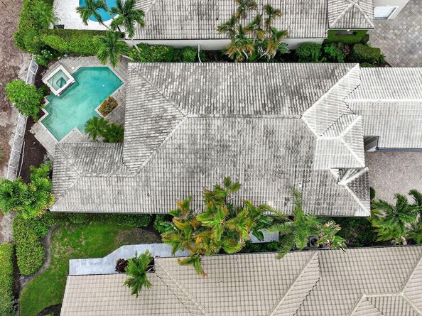 16185 Villa Vizcaya Place, Delray Beach FL 33446