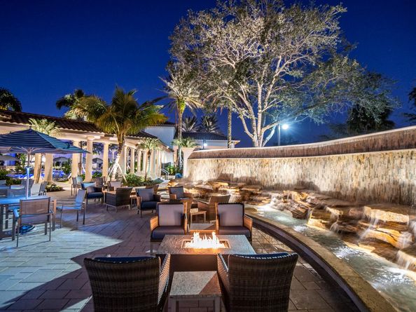 16185 Villa Vizcaya Place, Delray Beach FL 33446