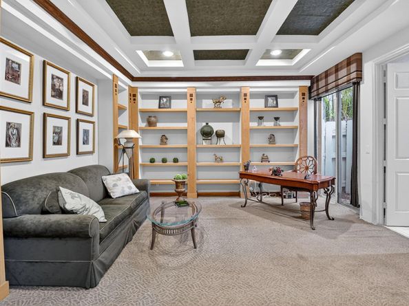 16185 Villa Vizcaya Place, Delray Beach FL 33446
