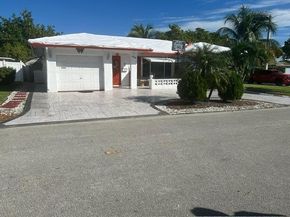 7001 NW 76th Ct, Tamarac FL 33321