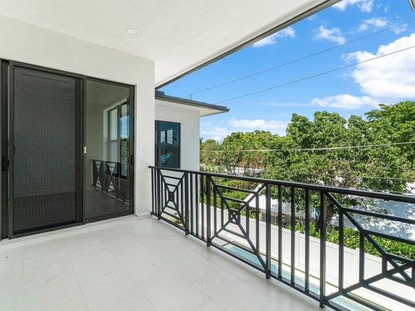 109 Arlington Place, West Palm Beach FL 33405