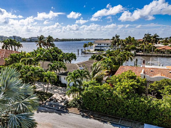 109 Arlington Place, West Palm Beach FL 33405