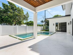 109 Arlington Place, West Palm Beach FL 33405