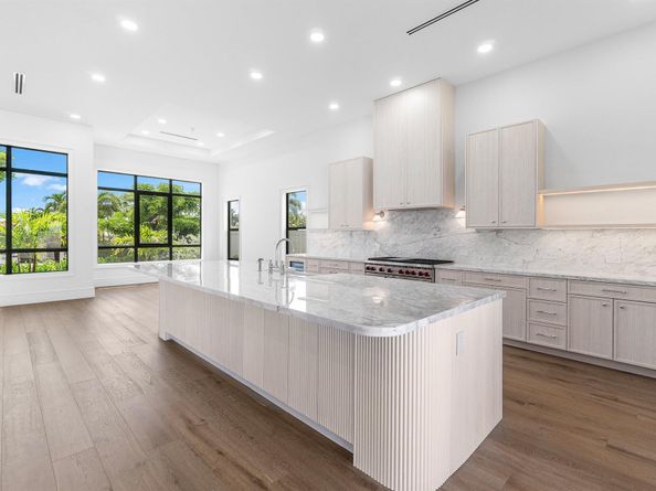 109 Arlington Place, West Palm Beach FL 33405
