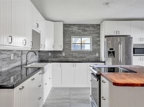 967 NW 89th Ave, Plantation FL 33324