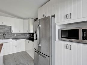 967 NW 89th Ave, Plantation FL 33324