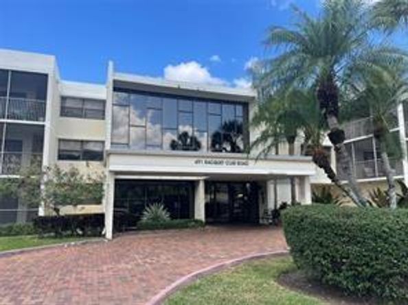 491 Racquet Club Rd 106, Weston FL 33326