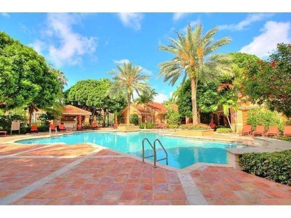 4836 State Road 7 101, Coconut Creek FL 33073