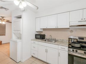 404 NE 4TH St #1-2, Pompano Beach FL 33060