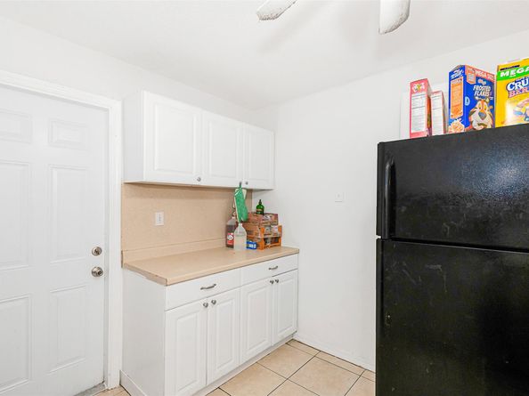 404 NE 4TH St #1-2, Pompano Beach FL 33060