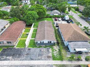 404 NE 4TH St #1-2, Pompano Beach FL 33060
