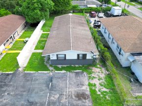 404 NE 4TH St #1-2, Pompano Beach FL 33060