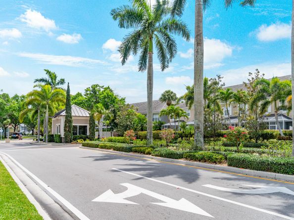 5306 Sapphire Valley, Boca Raton FL 33486