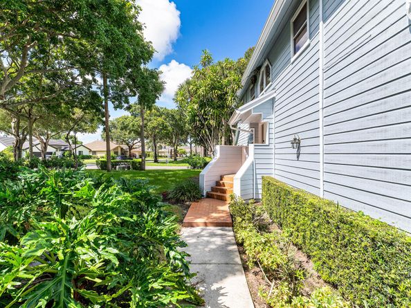 5306 Sapphire Valley, Boca Raton FL 33486