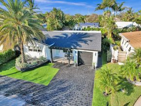 913 S Lakeside Place, Lantana FL 33462