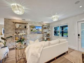 913 S Lakeside Place, Lantana FL 33462