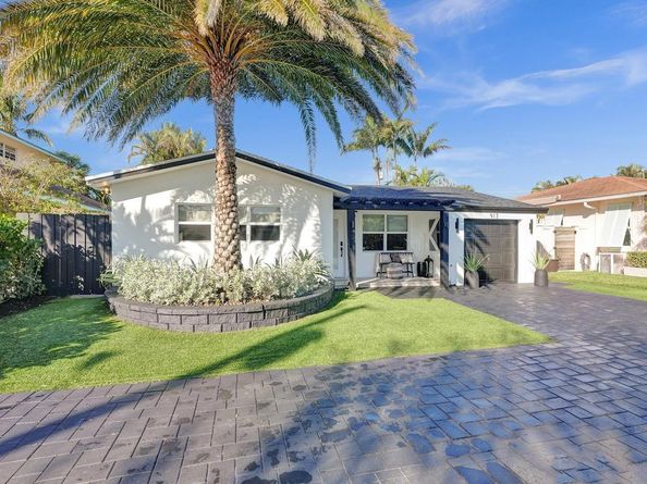 913 S Lakeside Place, Lantana FL 33462