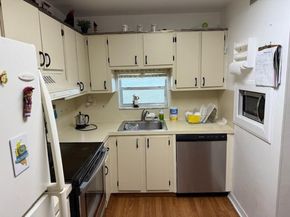 8990 S Hollybrook Blvd 302, Pembroke Pines FL 33025