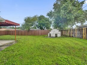 7021 Park St, Hollywood FL 33024