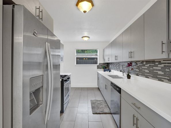 7021 Park St, Hollywood FL 33024